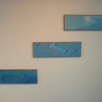 Menen tullen / 2003
alkydimaalaus ja kaiverrus porraslevylle
(linoleumi, puu) /
13 osaa /
22,5 cm x 90 cm / osa
30 cm x 30 cm